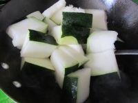 薏米骨头冬瓜汤的做法步骤5