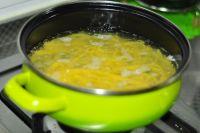凉拌玉米面条的做法步骤5