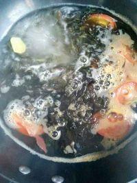 番茄紫菜蛋汤的做法步骤5